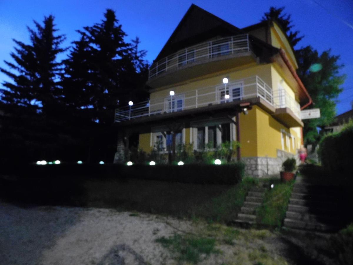 Szamoca Vendeghaz Hotel Miskolc Eksteriør billede