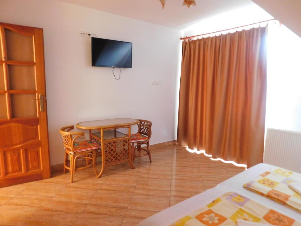 Szamoca Vendeghaz Hotel Miskolc Eksteriør billede
